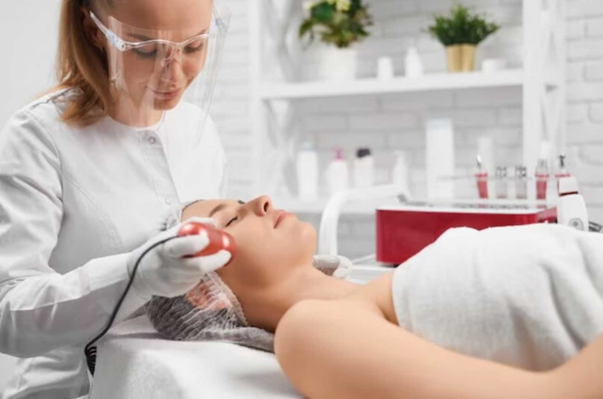 Salt And Red Light Therapy: Regenerate From Inside Out