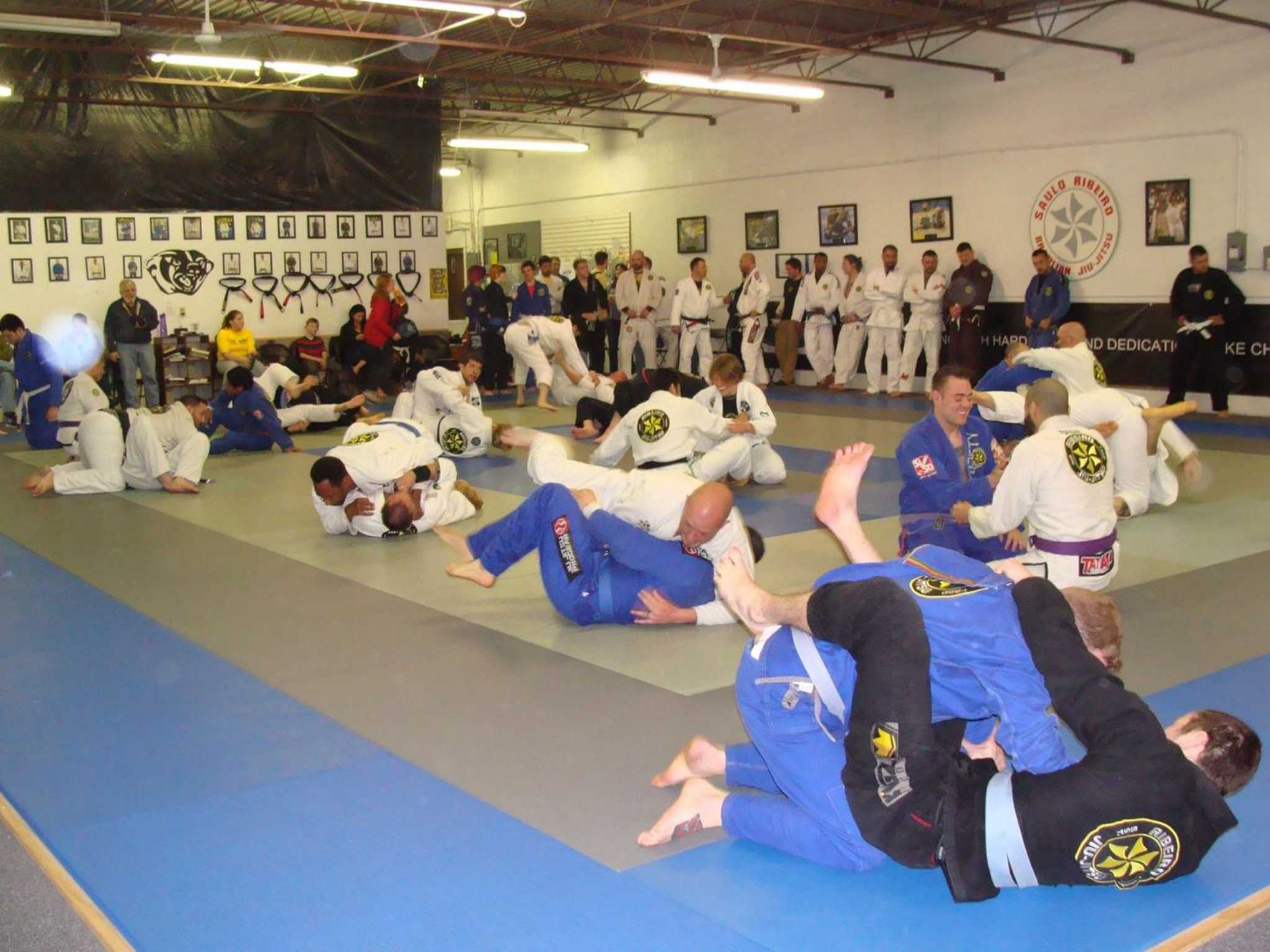 LEARN HIGHLY EFFECTIVE SELF-DEFENSE TECHNIQUES
