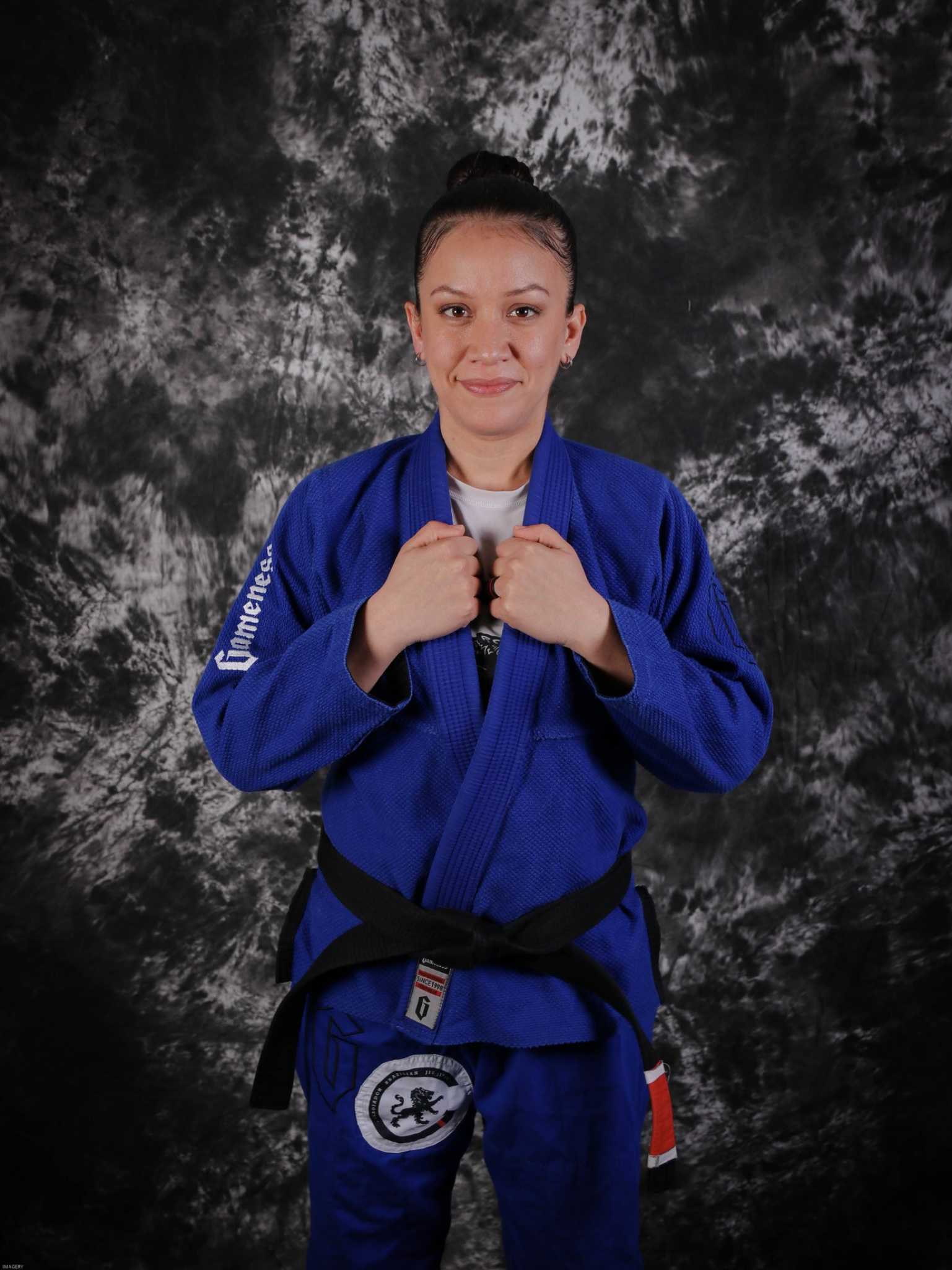 PROFESSORA AMANDA - Our Trainers